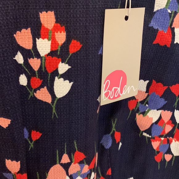 Boden Dress - Picture 4 of 7